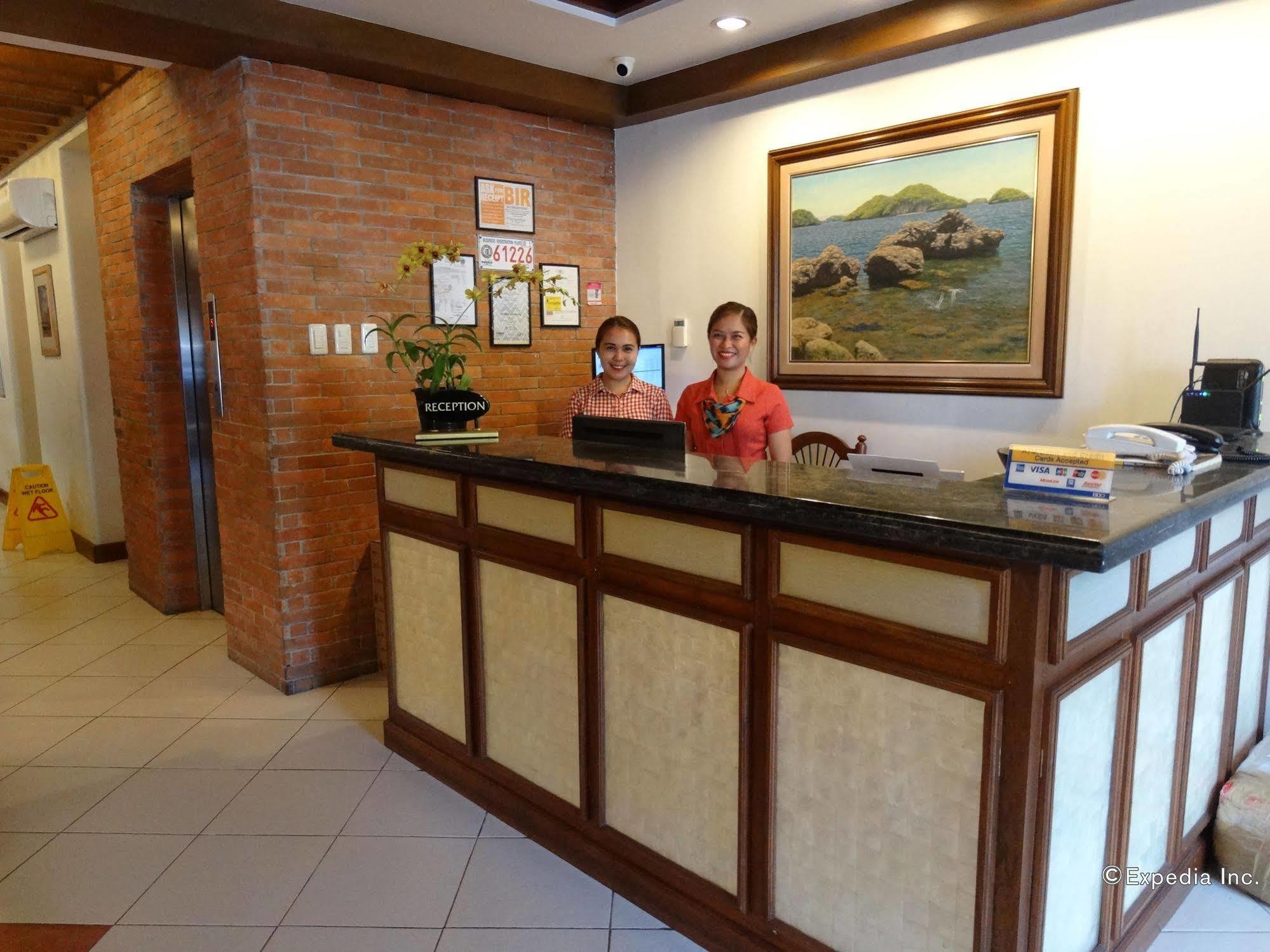 Hotel Emilia Davao ภายนอก รูปภาพ