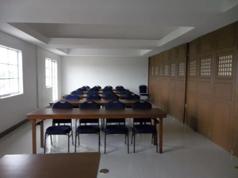 Hotel Emilia Davao ภายนอก รูปภาพ